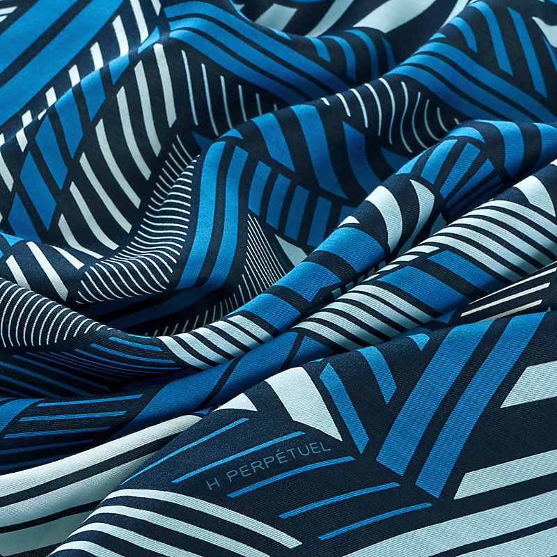 H Perpetuel scarf 65 | Hermès USA